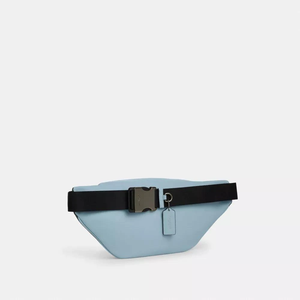 Racer Belt Bag In Colorblock Signature Canvas 商品