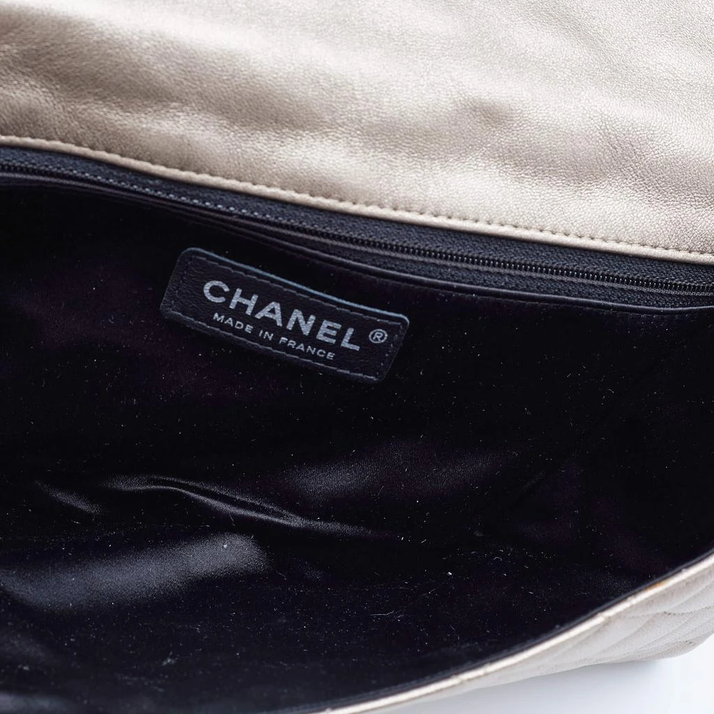 Chanel Metallic Quilted Leather Butterfly Chain Clutch 商品