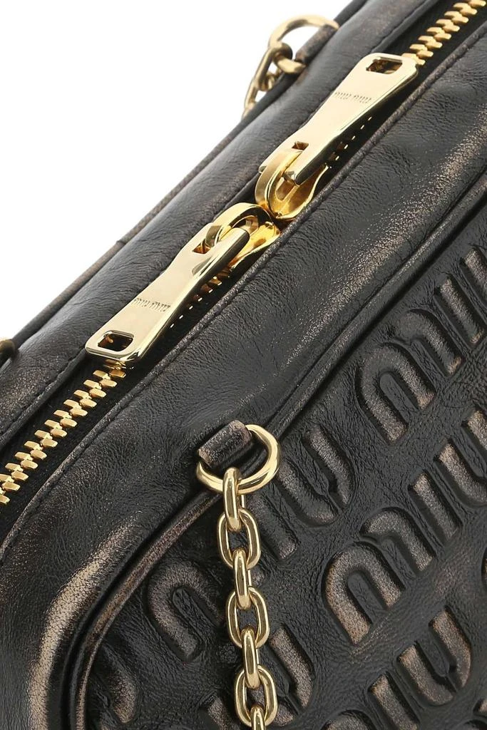 商品Miu Miu|Miu Miu Logo Embossed Zipped Shoulder Bag,价格¥9672,第4张图片详细描述