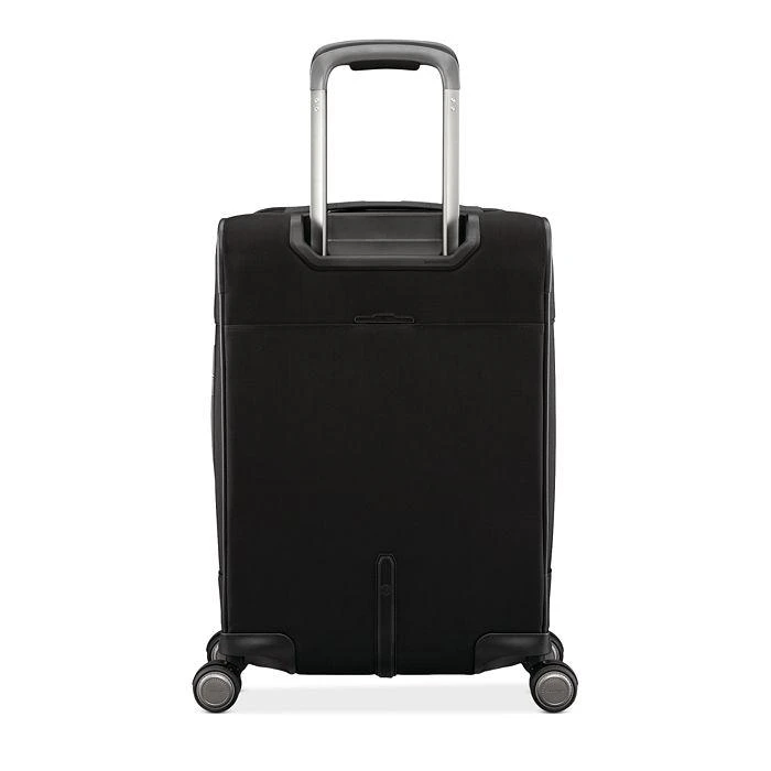 Silhouette 17 Carry On Spinner Suitcase 商品