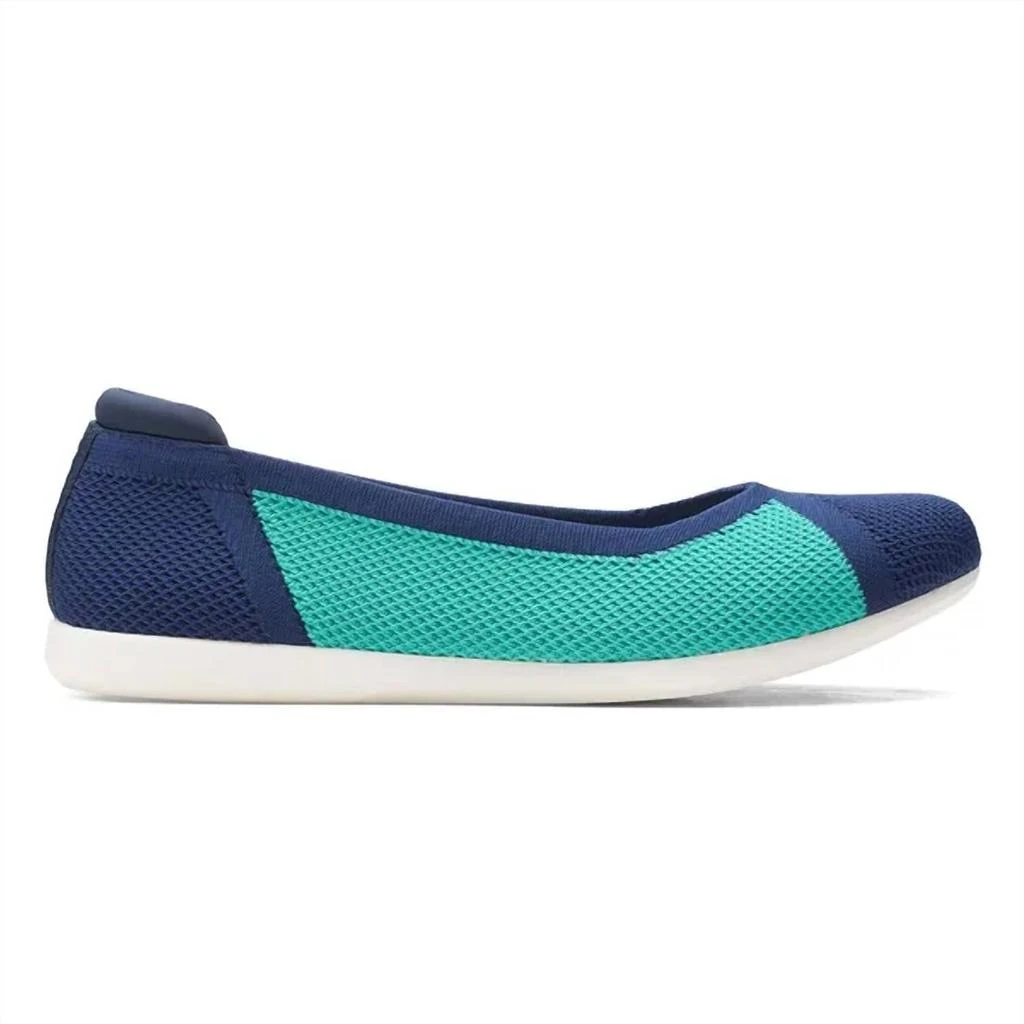 商品Clarks|Women's Cloudsteppers Carly Wish Ballet Flats In Navy/green,价格¥499,第2张图片详细描述