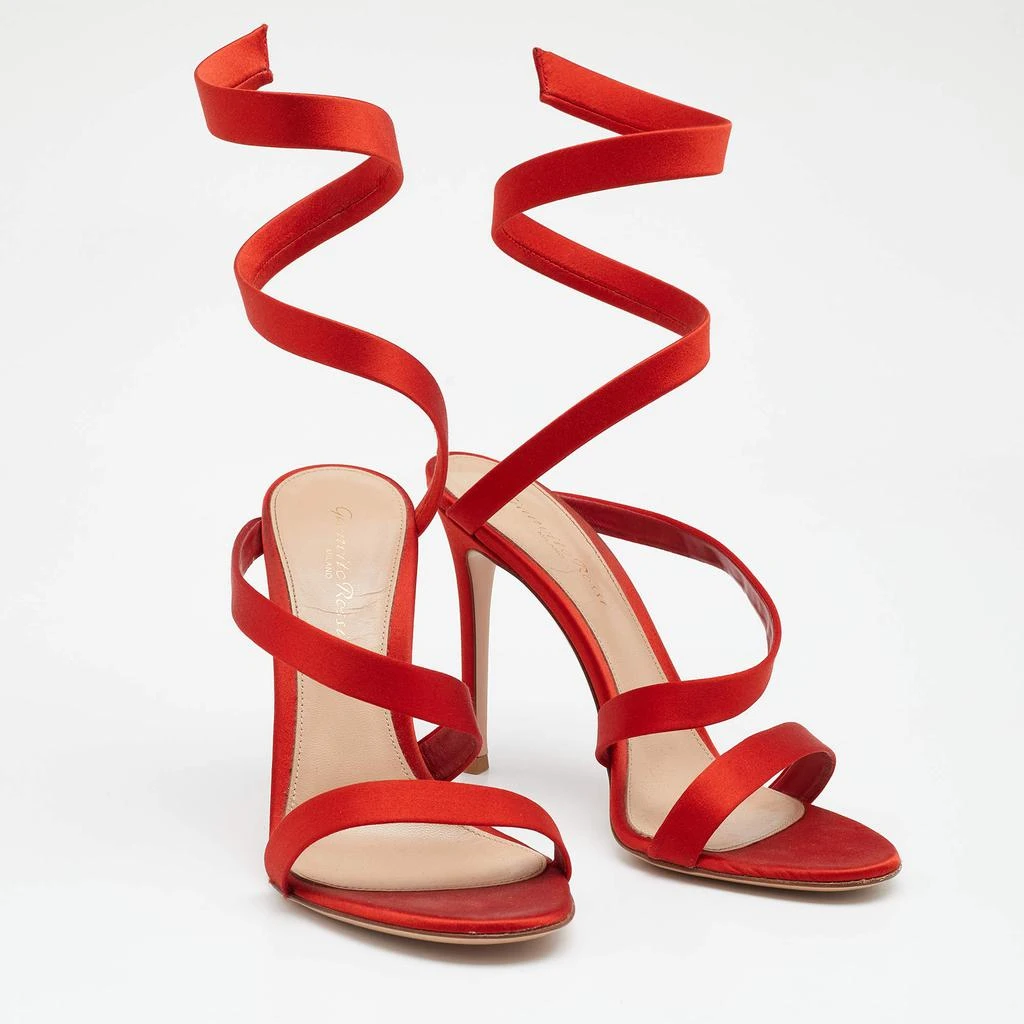 商品[二手商品] Gianvito Rossi|Gianvito Rossi Red Satin Opera Twirl Ankle Wrap Sandals Size 38.5,价格¥2529,第4张图片详细描述