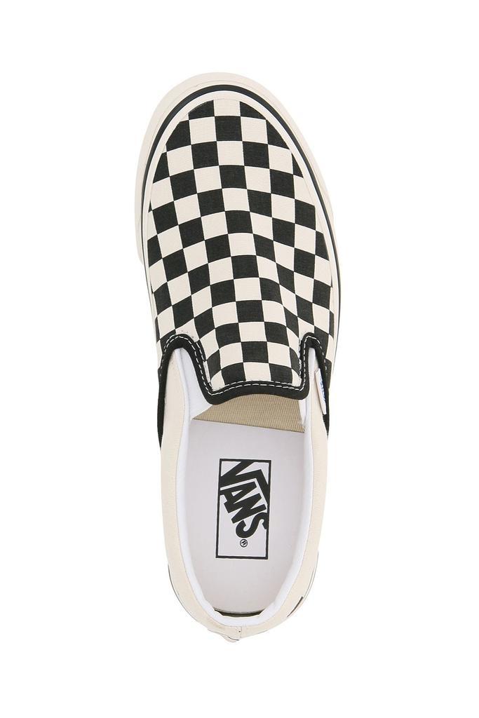 商品Vans|CLASSIC SLIP-ON CHECKERBOARD SNEAKERS,价格¥336,第5张图片详细描述