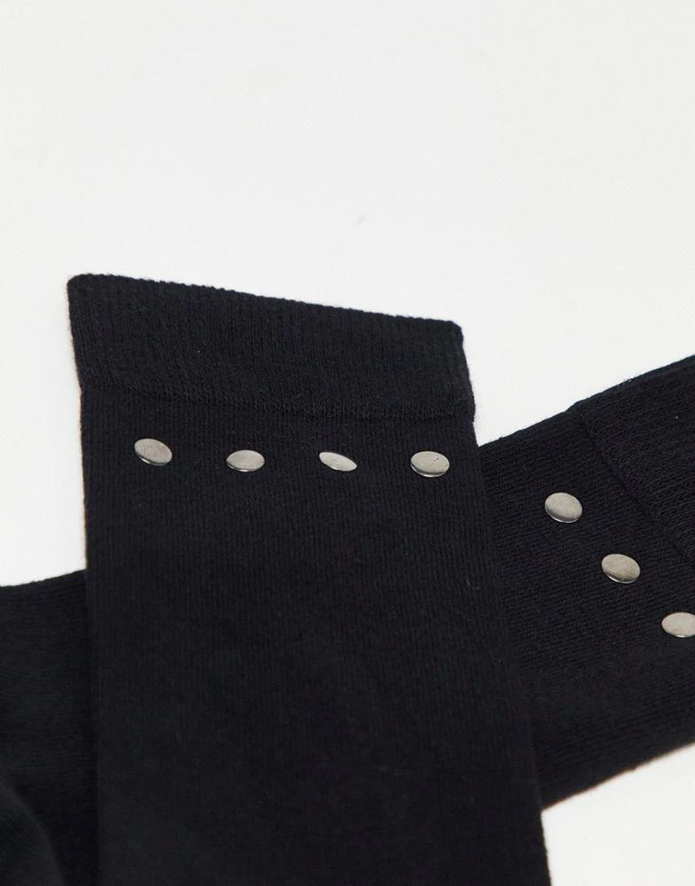 商品ASOS|ASOS DESIGN ankle socks in black with studs,价格¥48,第2张图片详细描述