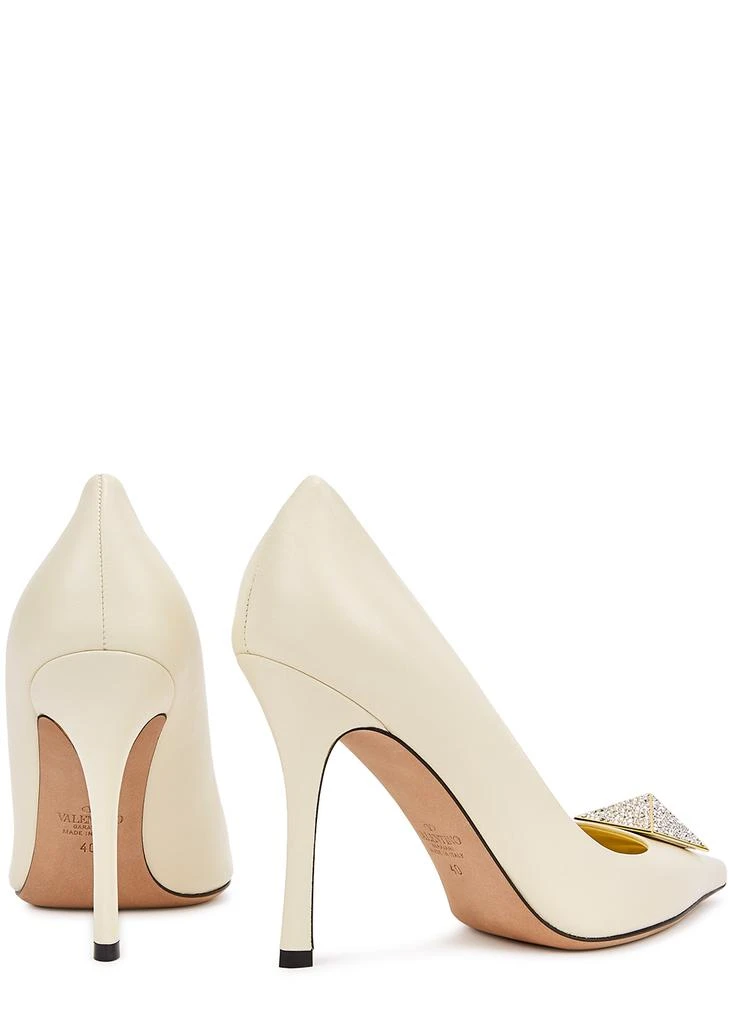 商品Valentino|One Stud 100 cream leather pumps,价格¥5818,第3张图片详细描述
