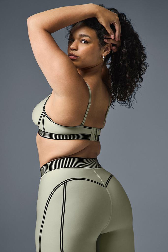 alo レギンス xs limestone Airlift Airlift High-Waist 7/8 Line Up Legging - Limestone – On Sale Now
