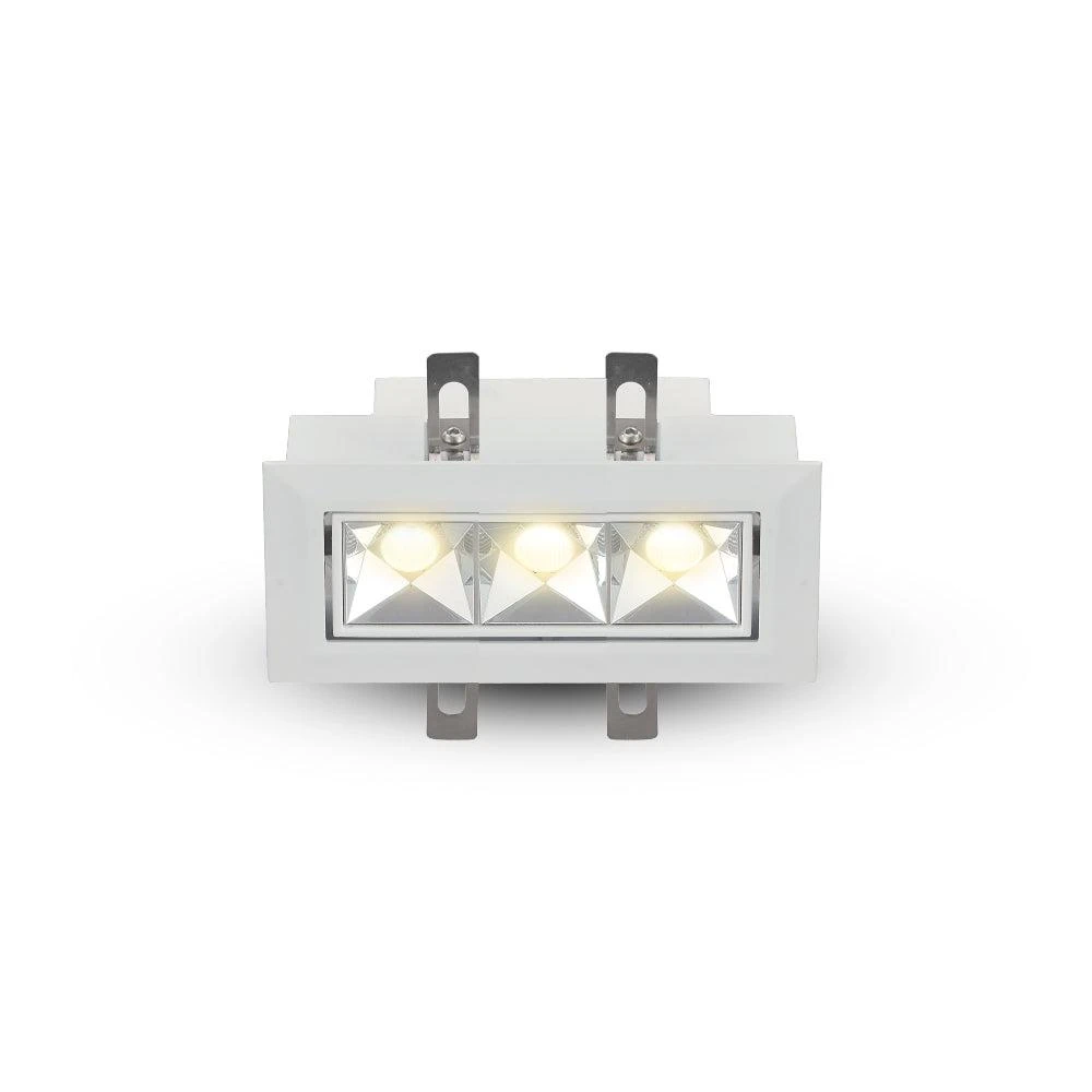 商品VONN Lighting|RUBIK 5" 3-Light LED Adjustable Recessed Downlight w/Trim 100-277V Beam Angle 34 Degree White,价格¥1101,第1张图片