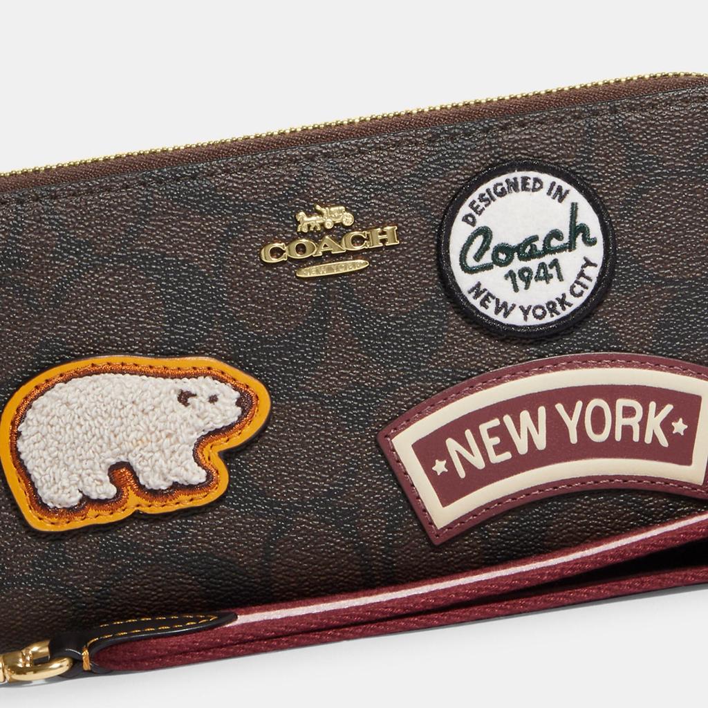 Coach Outlet Long Zip Around Wallet In Signature Canvas With Ski Patches商品第3张图片规格展示