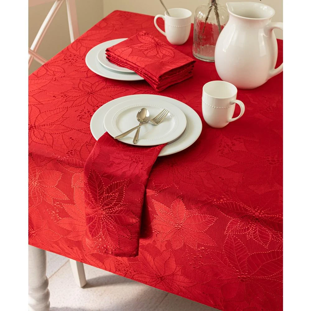 商品Benson Mills|Poinsettia Palace Raised Jacquard Tablecloth, 70",价格¥138,第2张图片详细描述