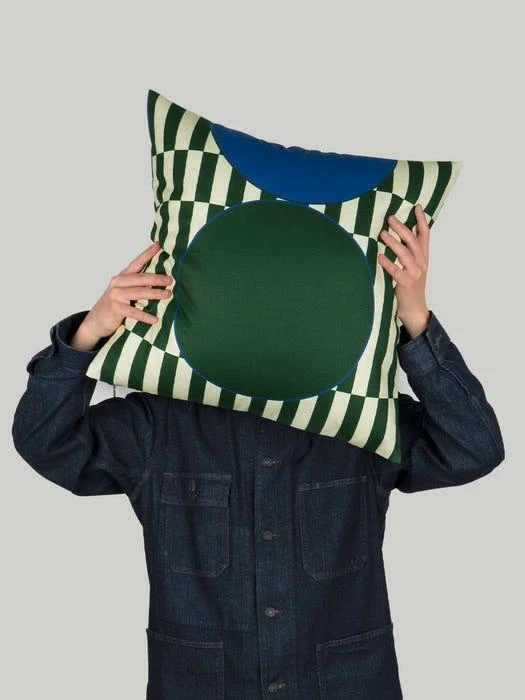 商品DROPDROPDROP|Our Orbit Blue Cushion Cover,价格¥491,第2张图片详细描述