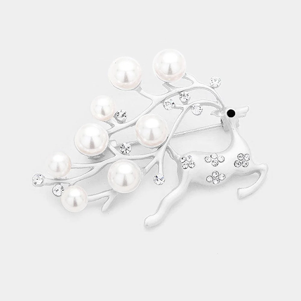 商品FASHNZFAB|Pearl Accented Christmas Metal Rudolph Pin Brooch,价格¥224,第1张图片详细描述