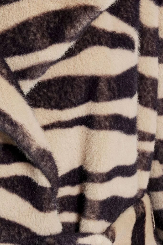 商品STAND STUDIO|Winnie belted zebra-print faux fur coat,价格¥1682,第4张图片详细描述