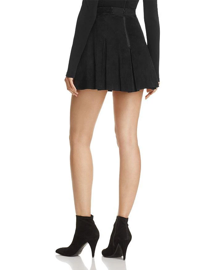 商品Alice + Olivia|Lee Suede Mini Skirt,价格¥1680,第2张图片详细描述