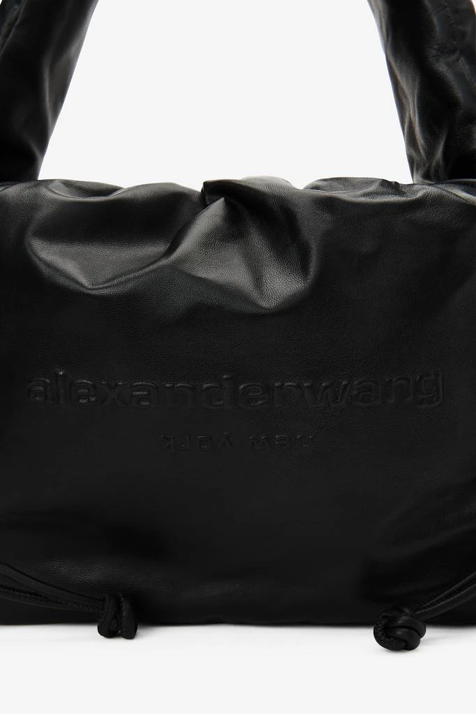 商品Alexander Wang|Ryan Puff Large Bag In Buttery Leather,价格¥5841,第4张图片详细描述