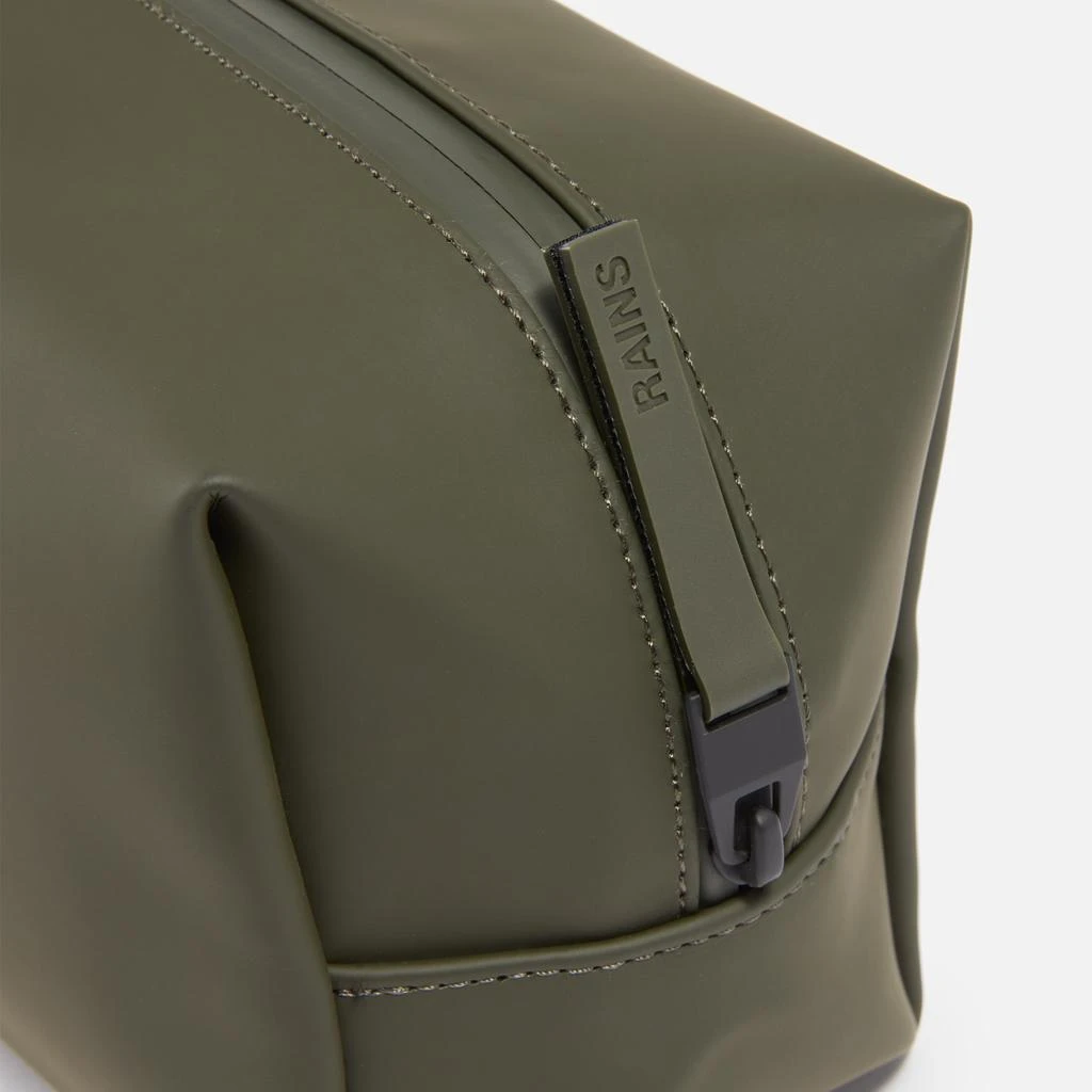 商品RAINS|Rains Small Matte-Shell Wash Bag,价格¥257,第5张图片详细描述
