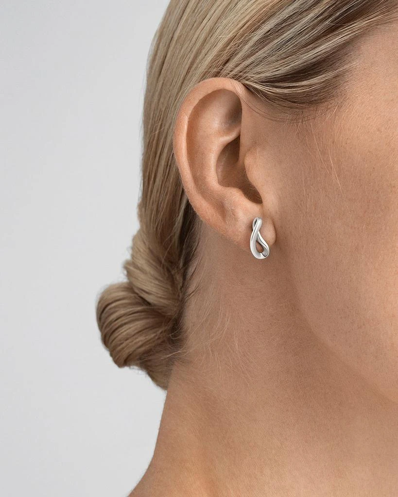 Sterling Silver Infinity Stud Earrings 商品