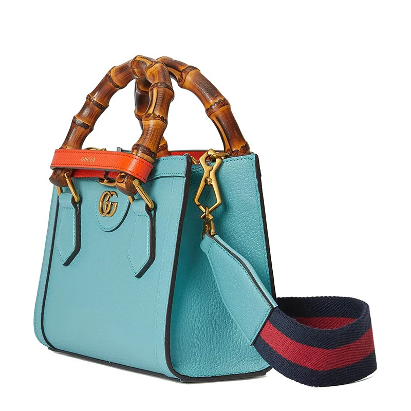 商品Gucci|【包税】GUCCI/古驰 22新款Diana系列 女士迷你浅蓝色皮革竹节提手配可拆卸肩带单肩斜跨手提托特包702732U3ZDT4377,价格¥22385,第4张图片详细描述