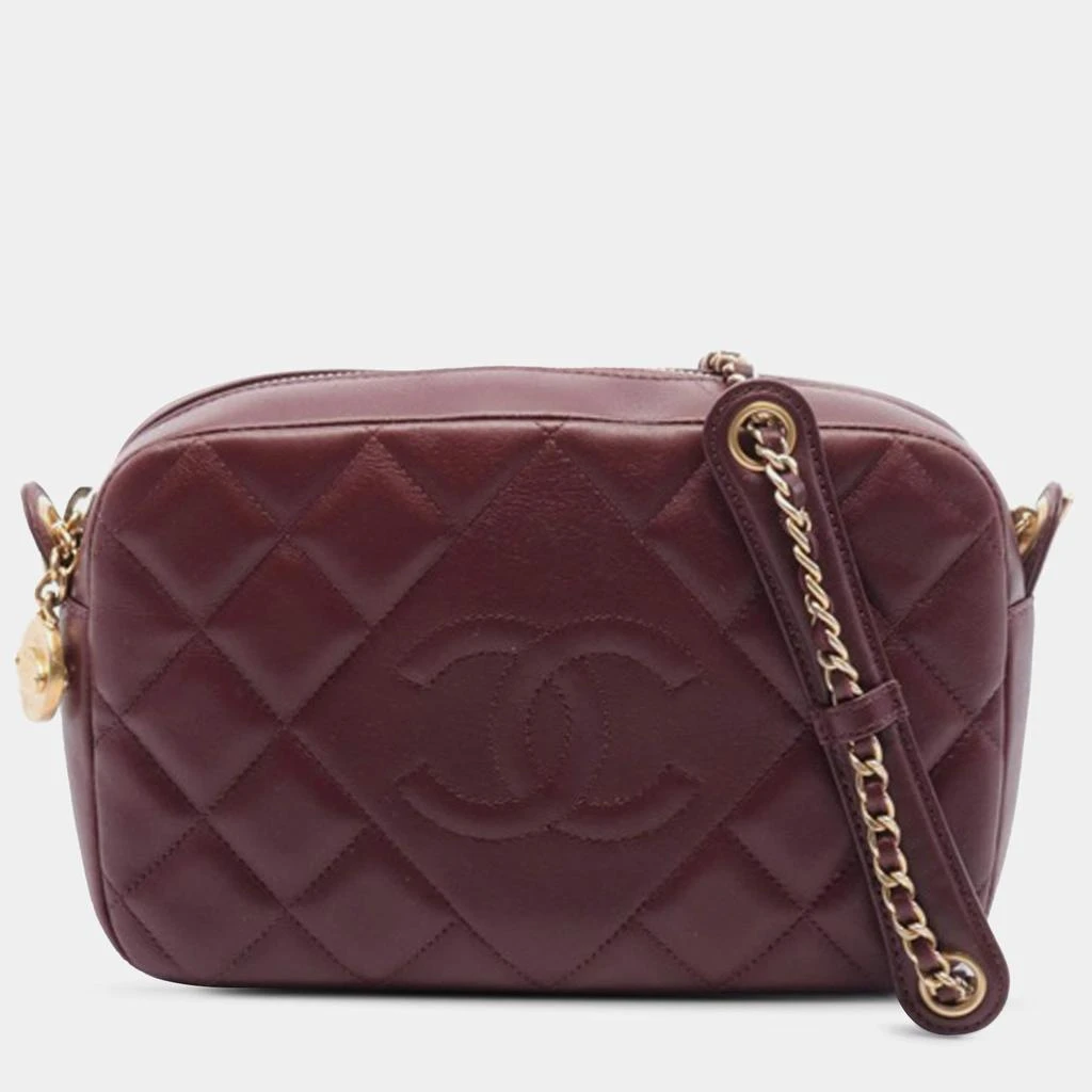 商品[二手商品] Chanel|Chanel Red CC Quilted Lambskin Diamond Camera Bag,价格¥30570,第1张图片