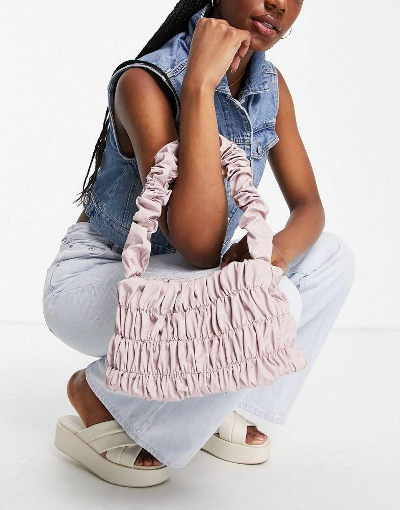 商品ASOS|ASOS DESIGN ruching shoulder bag in blush,价格¥93,第4张图片详细描述