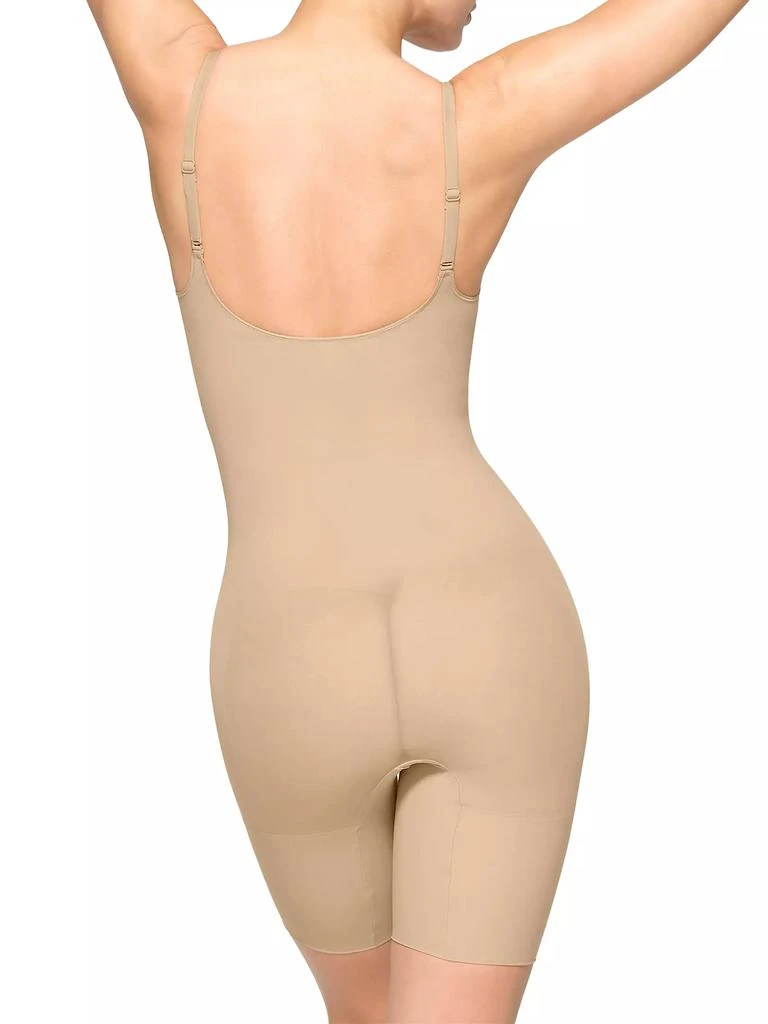 商品SKIMS|Everyday Sculpt Mid-Thigh Bodysuit,价格¥271,第4张图片详细描述