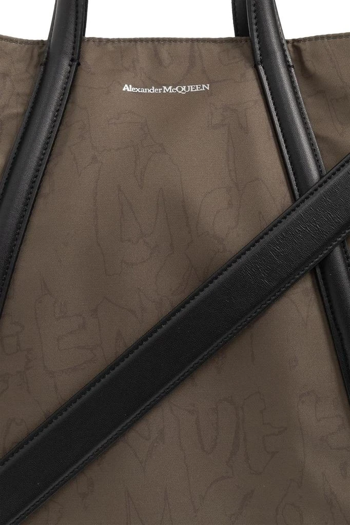 商品Alexander McQueen|Alexander McQueen Logo Detailed Top Handle Bag,价格¥9994,第5张图片详细描述