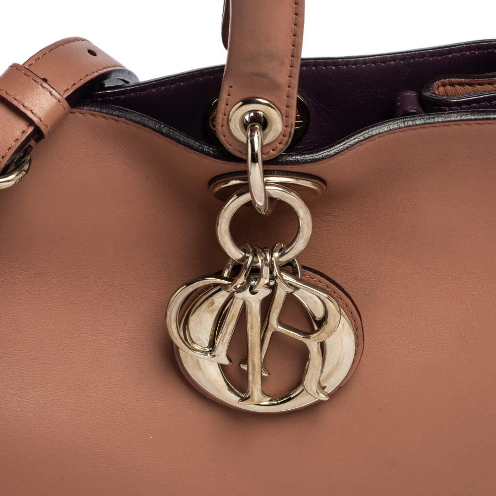 商品[二手商品] Dior|Dior Old Rose Leather Medium Diorissimo Shopper Tote,价格¥8325,第5张图片详细描述