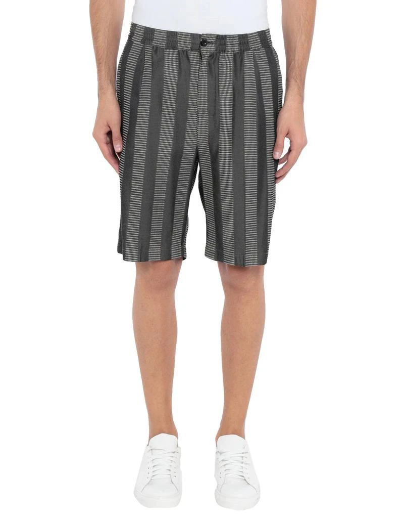 商品STUSSY|Shorts & Bermuda,价格¥453,第1张图片