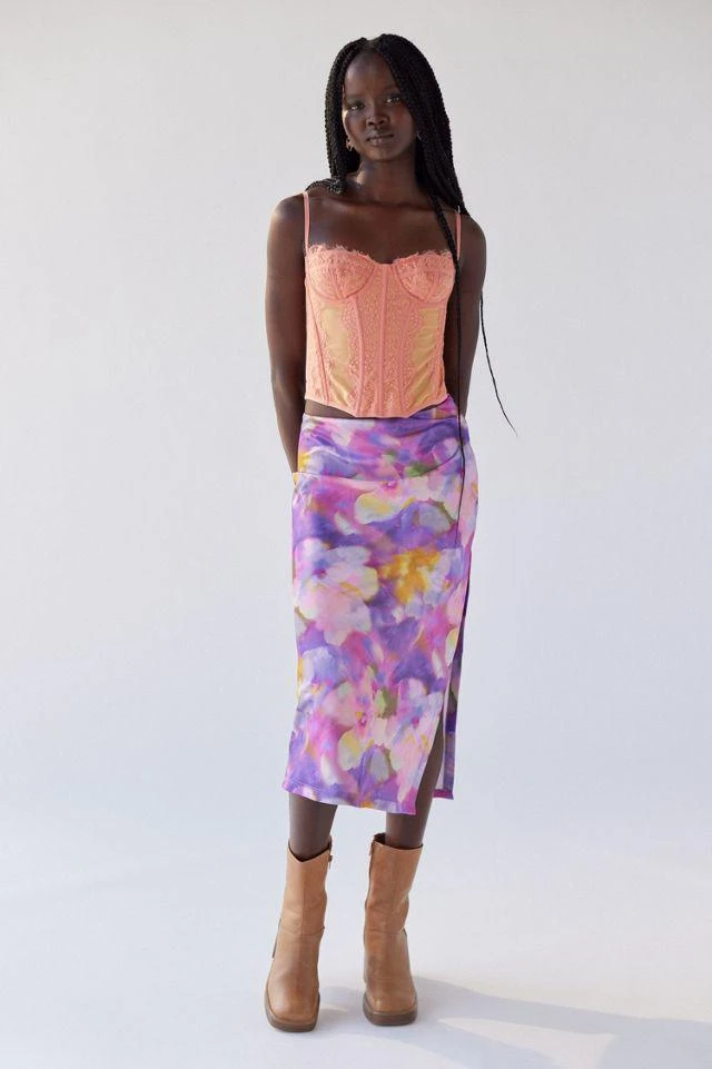 商品Urban Outfitters|UO Edy Satin Midi Skirt,价格¥150-¥150,第1张图片详细描述