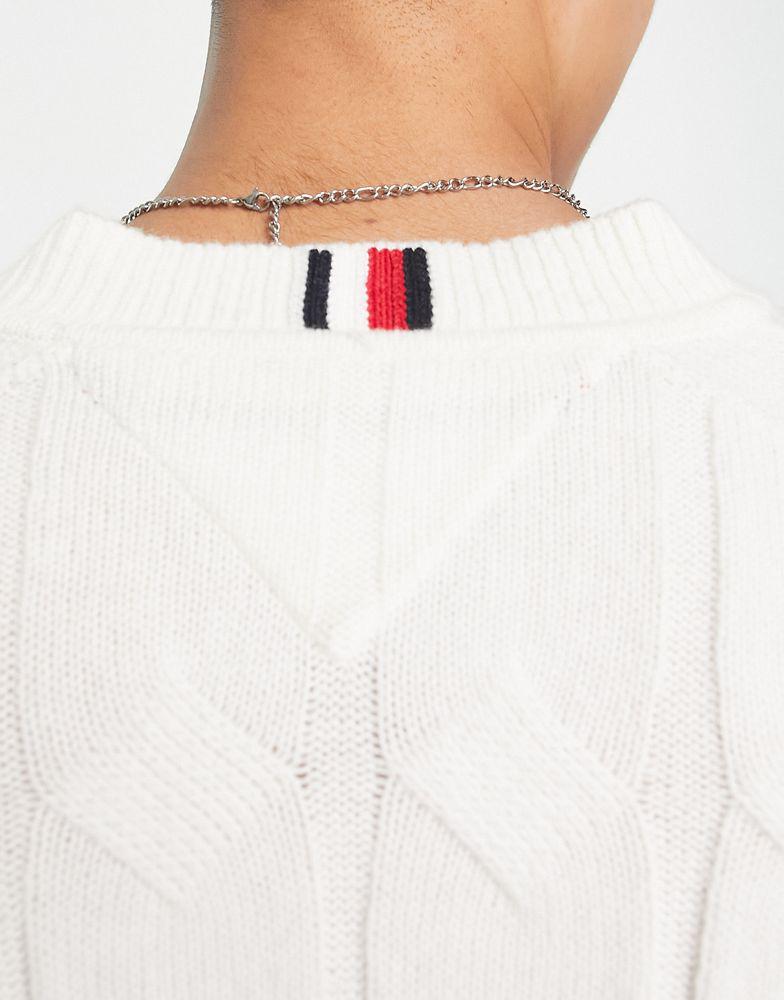 Tommy Hilfiger monogram cable knit cricket jumper in cream商品第2张图片规格展示