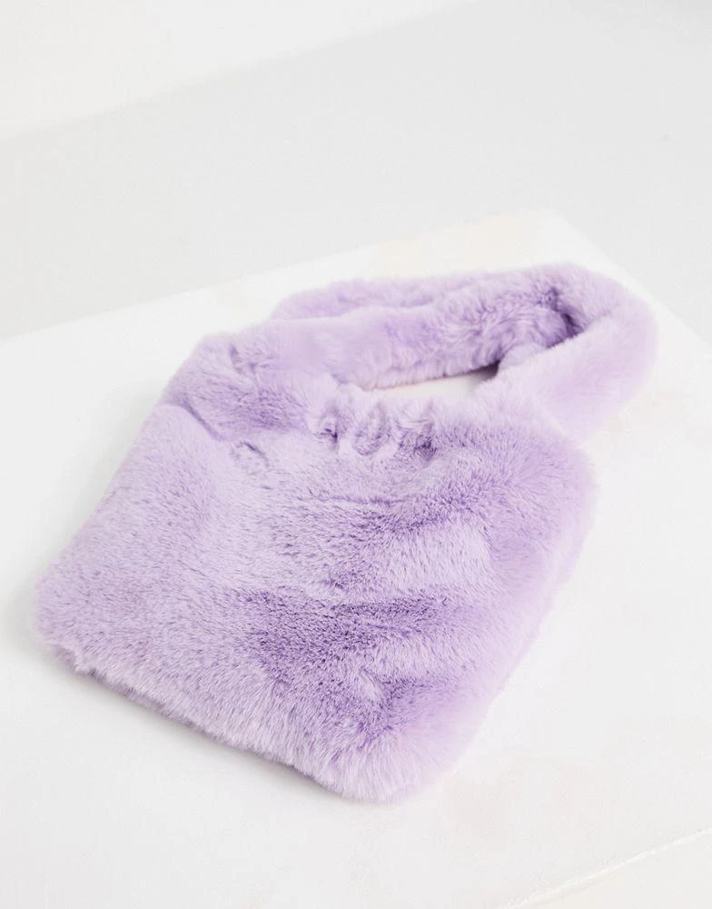 商品ASOS| ASOS DESIGN mini tote bag in lilac faux fur ,价格¥89,第4张图片详细描述