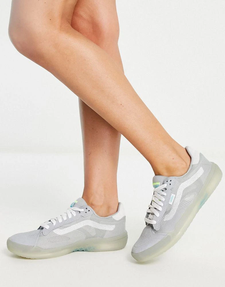 商品Vans|Vans EVDNT Ultimate Waffle Deuce trainers in grey,价格¥478,第3张图片详细描述