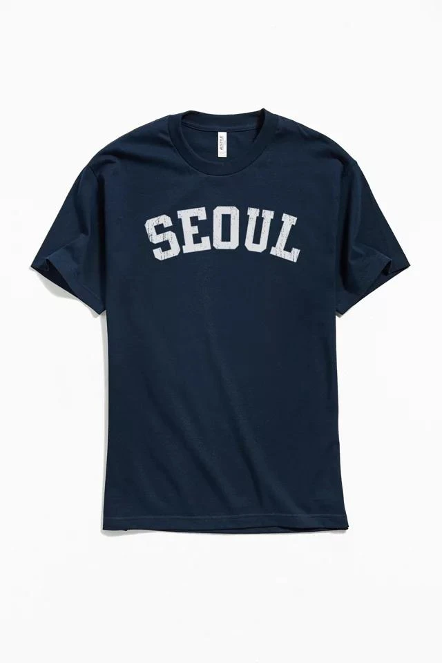 商品Urban Outfitters|Seoul Arch Text Tee,价格¥257,第1张图片