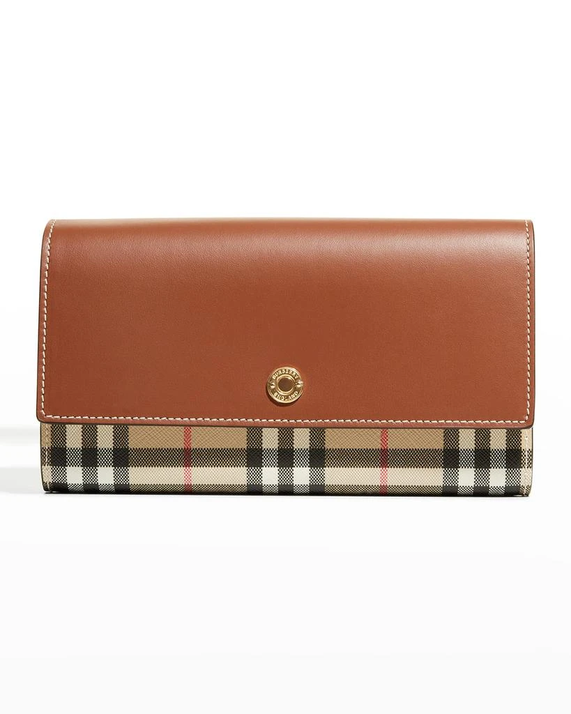 商品Burberry|Hannah Check Leather Crossbody Wallet,价格¥7491,第1张图片