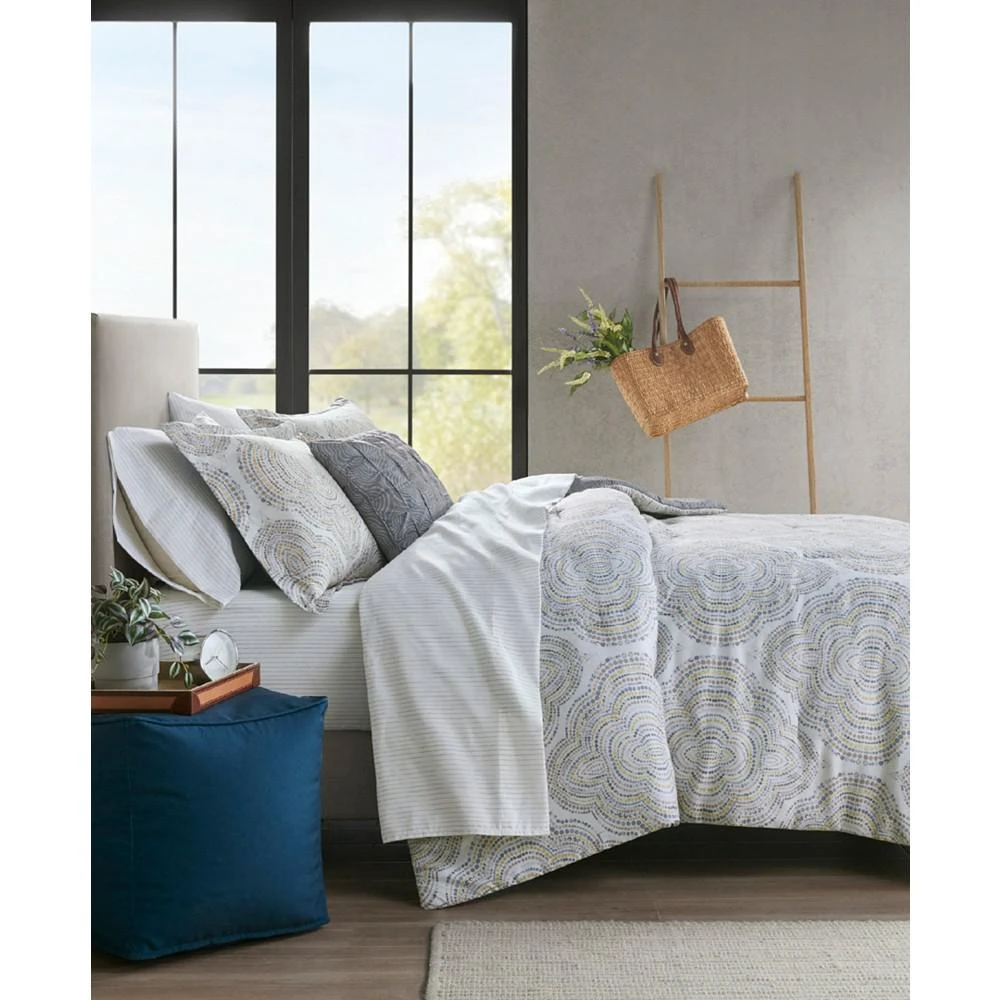 CLOSEOUT! Domino Medallion 8 Piece Reversible Comforter Set 商品