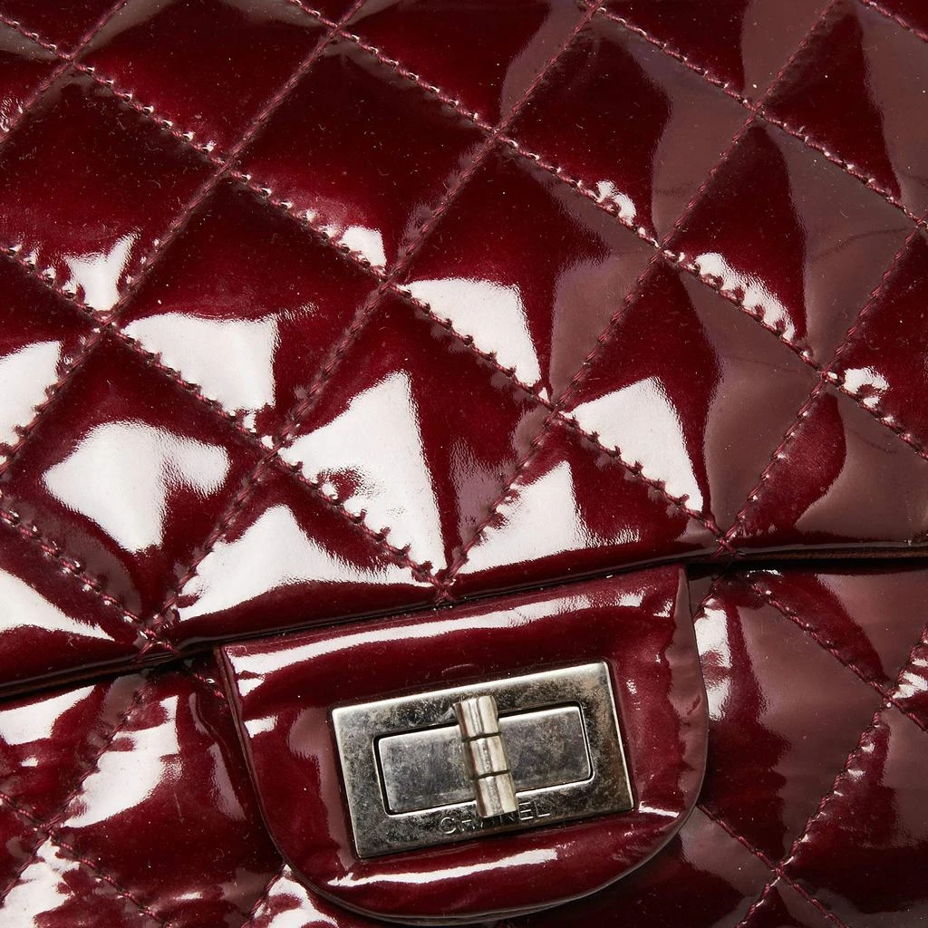 Chanel Burgundy Quilted Patent Leather Reissue 2.55 Classic 227 Flap Bag 商品