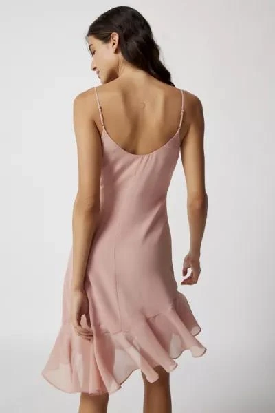 UO Blair Chiffon Asymmetrical Mini Dress 商品