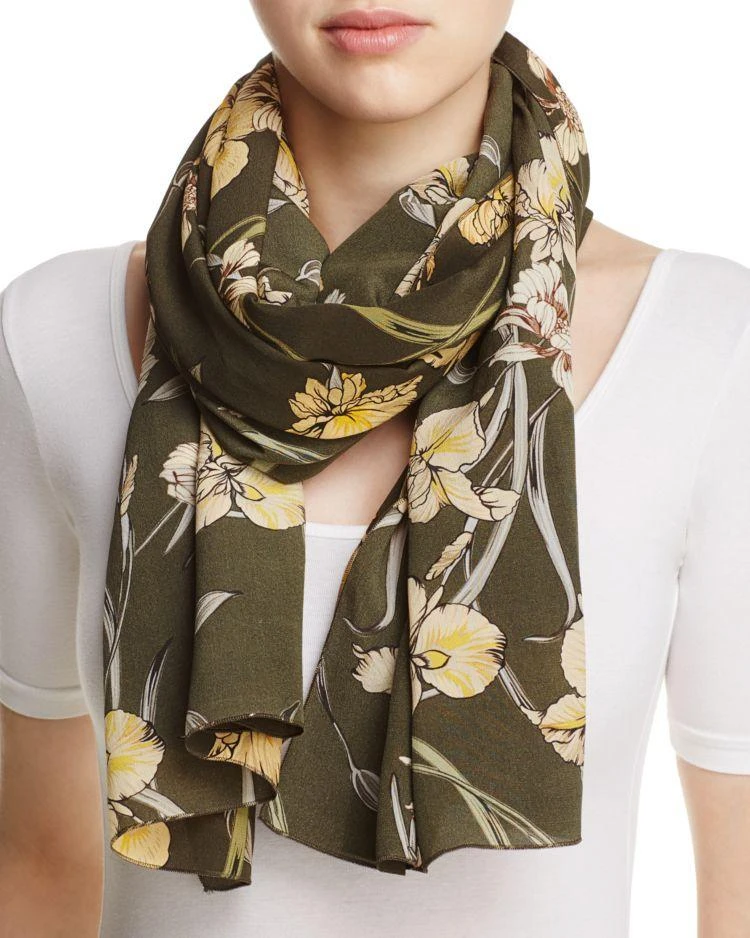 商品St. Emile|Floral Scarf,价格¥1403,第1张图片