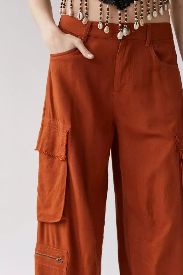 商品Urban Outfitters|UO Alexa Linen Cargo Pant,价格¥77,第5张图片详细描述