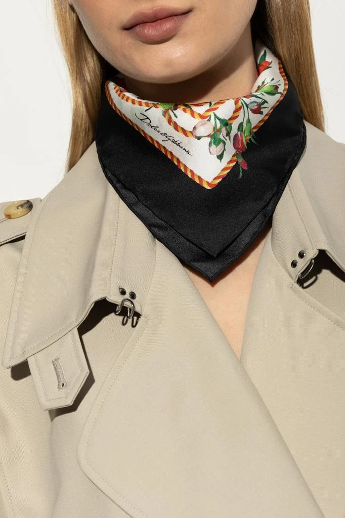 商品Dolce & Gabbana|Silk scarf with floral motif,价格¥2264,第2张图片详细描述