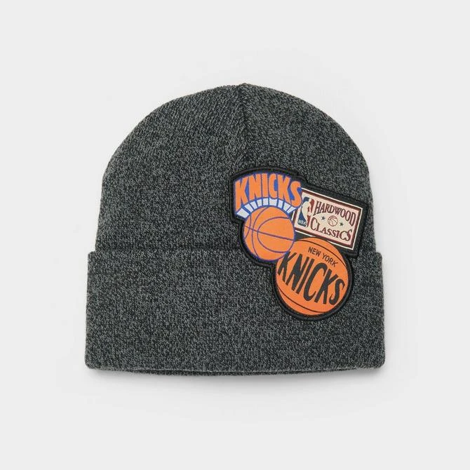 商品Mitchell and Ness|Mitchell & Ness New York Knicks NBA Patch Knit Beanie Hat,价格¥75,第2张图片详细描述