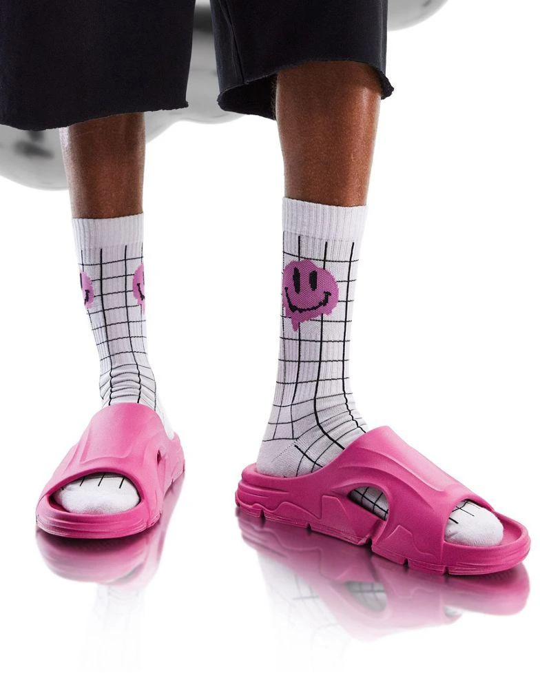 商品ASOS|ASOS DESIGN chunky tech sliders in fuchsia,价格¥95,第2张图片详细描述