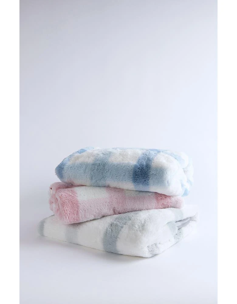 商品Little Giraffe|Luxe Plaid Faux Fur Baby Blanket,价格¥540,第4张图片详细描述