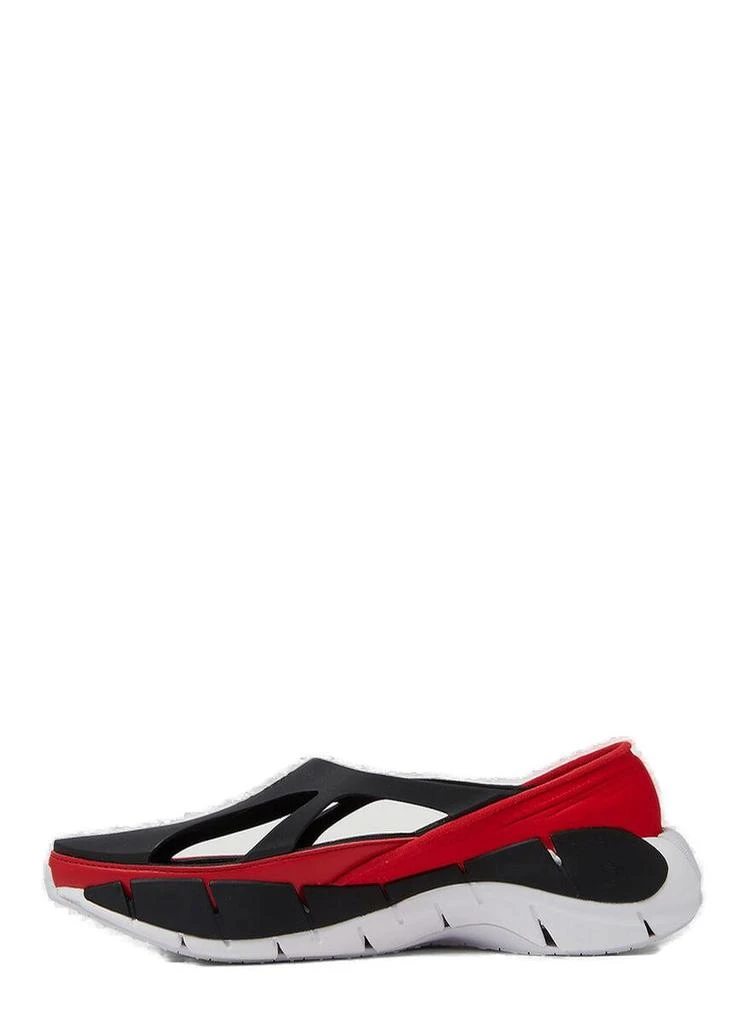 商品MAISON MARGIELA|Maison Margiela X Reebok Cut-Out Slip-On Sneakers,价格¥3520,第2张图片详细描述