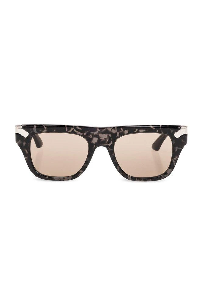 商品Alexander McQueen|Alexander McQueen Logo Engraved Sunglasses,价格¥2417,第1张图片