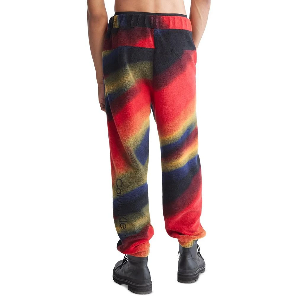 商品Calvin Klein|Men's Relaxed-Fit Printed Sherpa Joggers,价格¥257,第2张图片详细描述