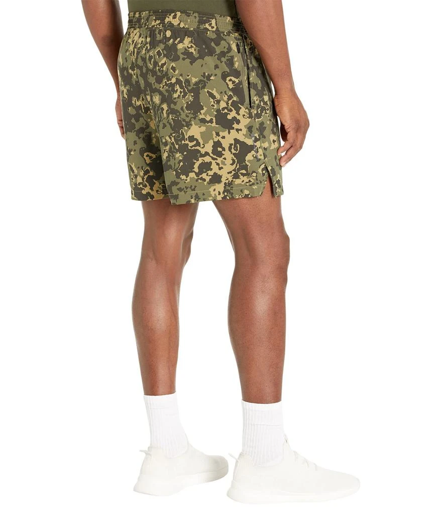 商品CHAMPION|5" All Over Print Sport Shorts w/ Liner,价格¥253,第2张图片详细描述