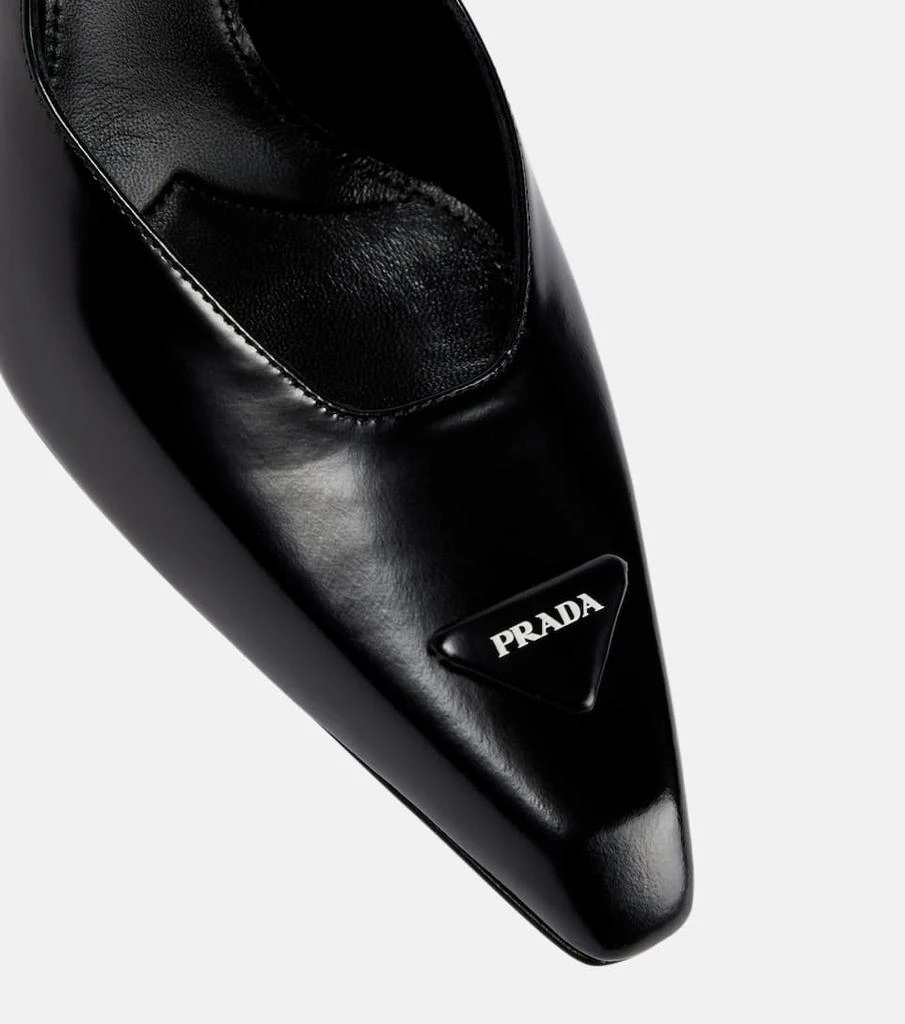 Logo leather pumps 商品