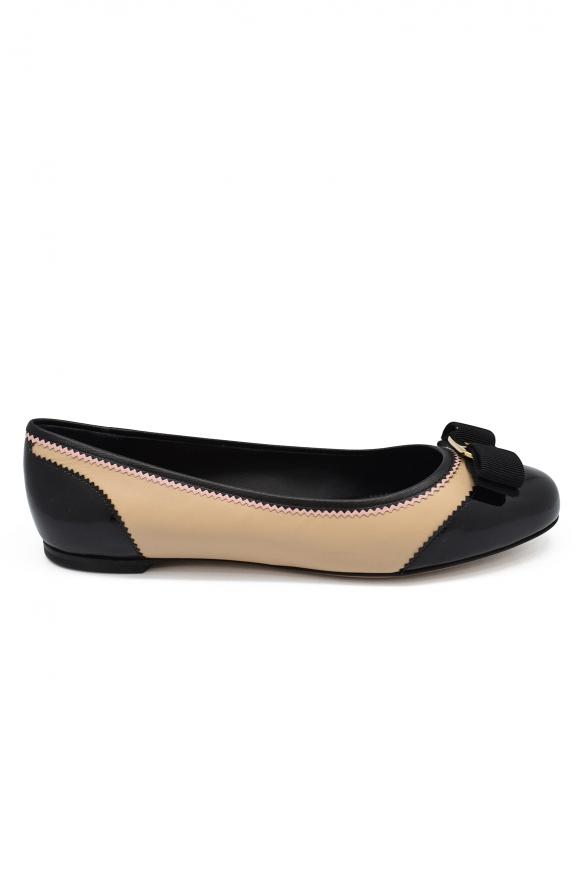 Luxury Shoes For Women   Salvatore Ferragamo Beige Ballet Flats With Black Knot商品第1张图片规格展示
