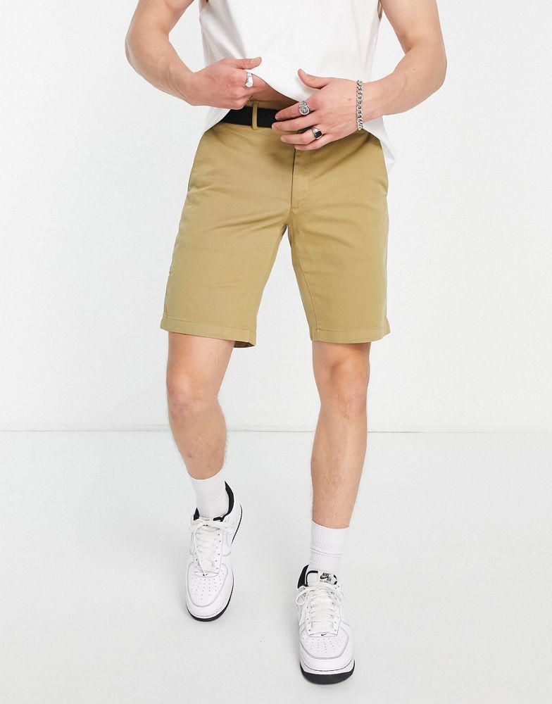 商品Calvin Klein|Calvin Klein garment dyed chino shorts with belt in tan,价格¥399,第5张图片详细描述