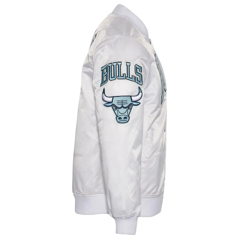 商品Pro Standard|Pro Standard Bulls NBA Satin Jacket - Men's,价格¥595,第4张图片详细描述